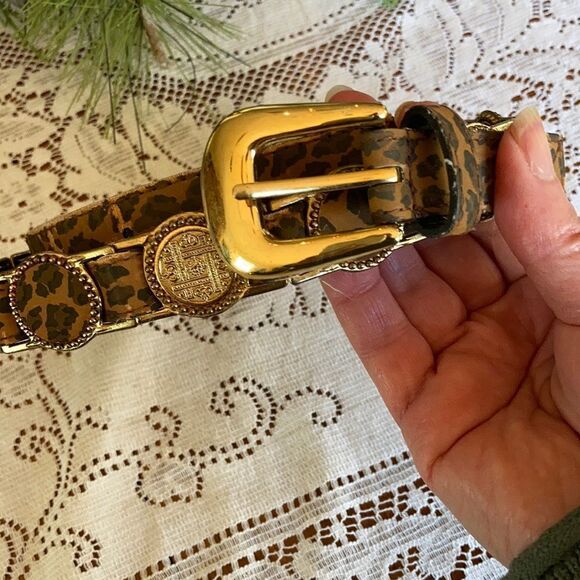 Aimee Lee Leopard Embellished Gold Metal Hardware Size L - Picture 1 of 13